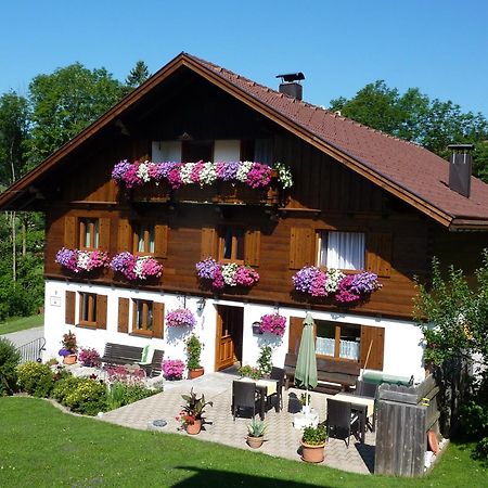 Ferienwohnungen Durst Roswitha Schattwald Exterior foto