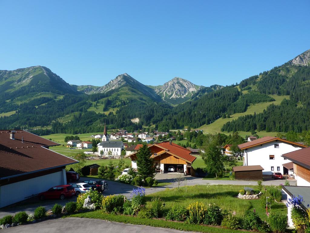 Ferienwohnungen Durst Roswitha Schattwald Exterior foto